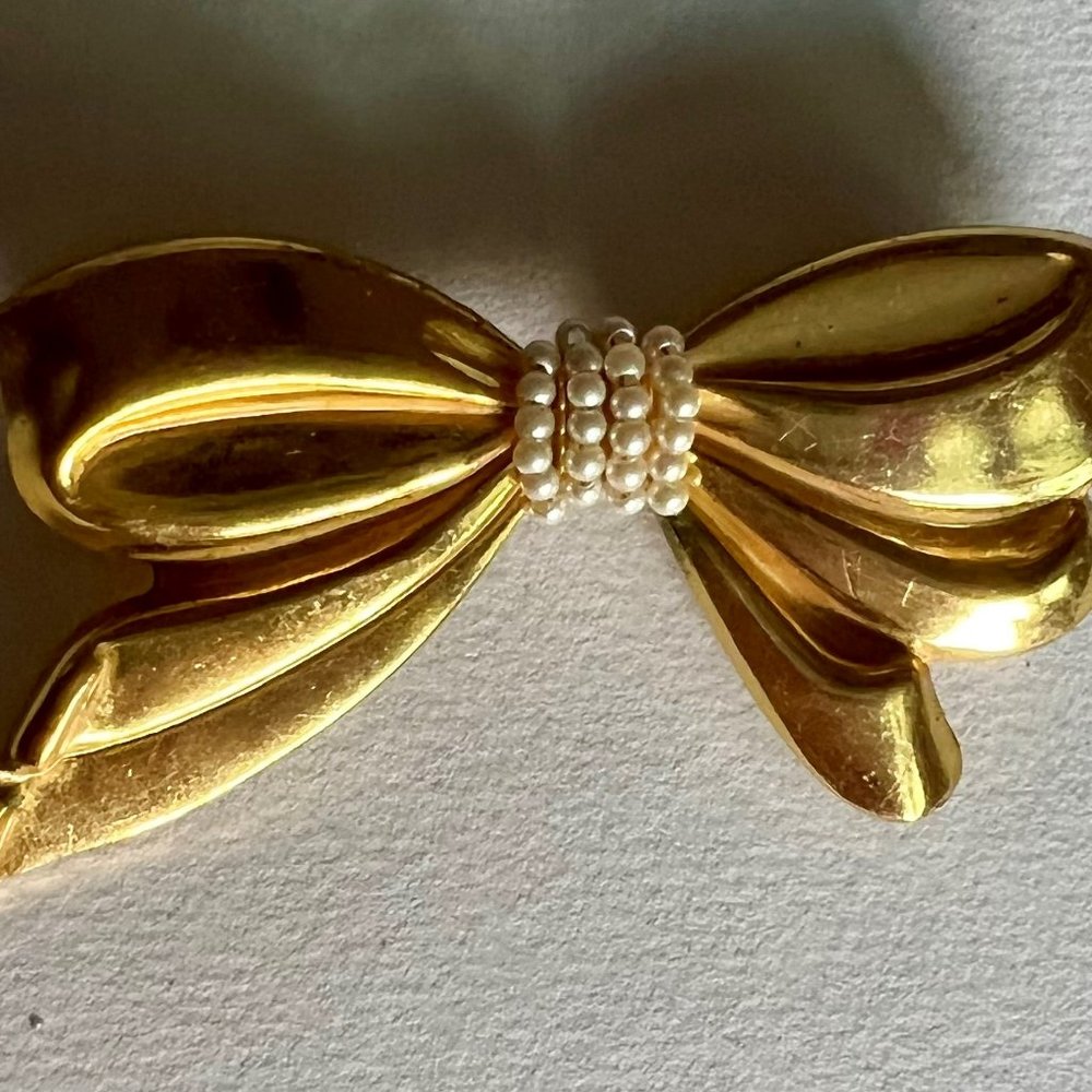 Signed Miriam Haskell Vintage Brooch